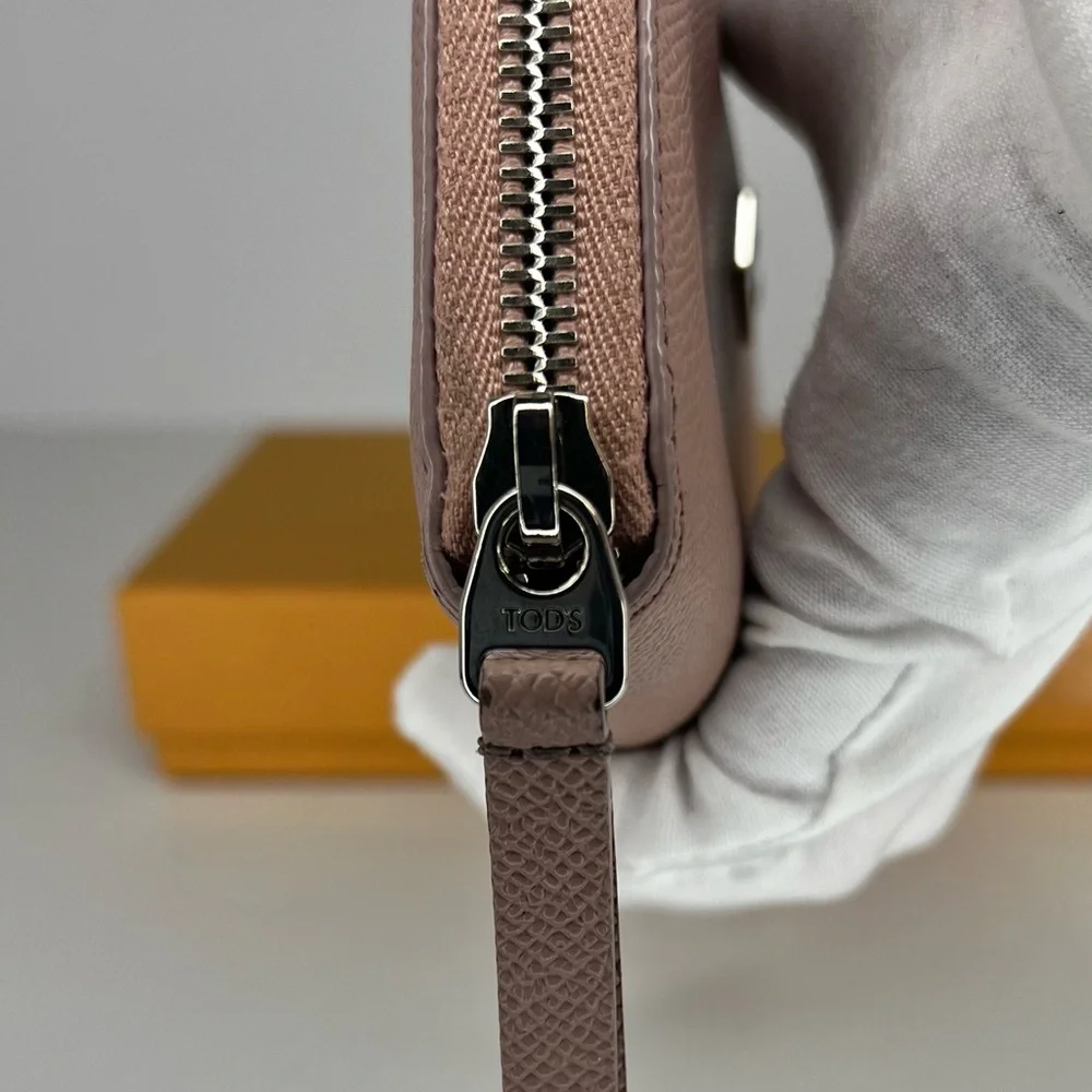 TOD'S Pink Saffiano‎ Leather Zip-Around Long Continental Luxury Wallet